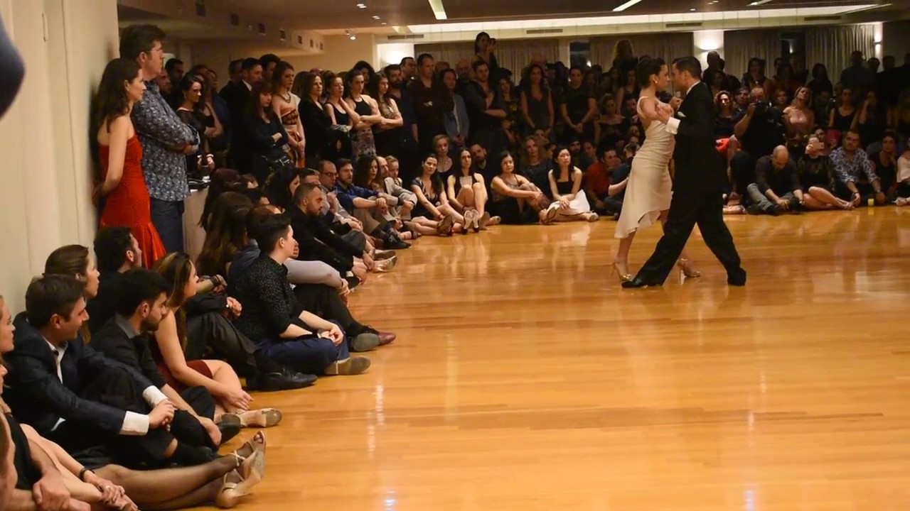 Yanina Quiñones and Neri Piliu – Gallo ciego Athens 9/2/2018 3/4