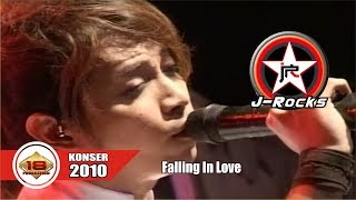 Download lagu KERENN ... !!! J - Rocks - FALLING IN LOVE (LIVE KONSER SURABAYA 22 MEI 2010) mp3