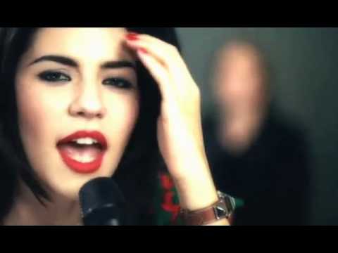 Marina and the Diamonds - Mowgli's Road (Acoustic)