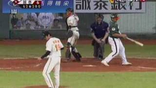 [閒聊] 當年季後賽統一怎麼對林英傑那麼無解