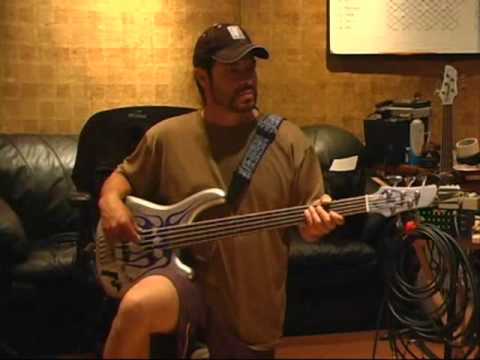 Hardwired To Bass Destruct - Rob Trujillo