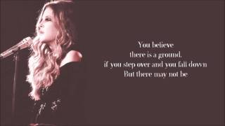 Lisa Marie Presley - Close to the Edge (Lyrics)