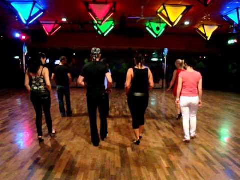 balli di gruppo 2011 Gang Story country line dance by dj berta Video