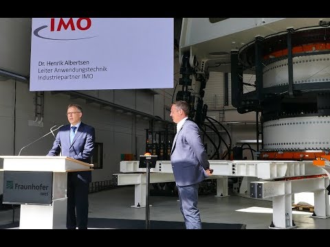 IMO als Industriepartner bei der Fraunhofer IWES Teststand Eröffnung