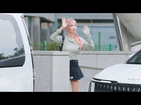 [8K] QWER 위버스콘 출퇴근길 직캠 | 260606