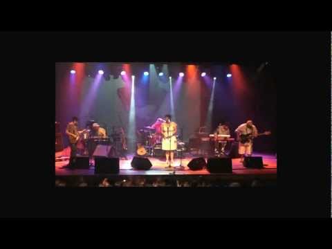 Ellen Oléria e Banda Pret.utu - "Domingo no Parque/Parabolicamará"