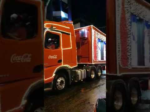 Caravana Iluminada de Natal da Coca-Cola em Divinópolis