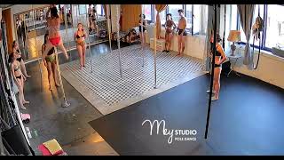 Pole Dance instrutora Gaby.Pole - Mey Pole Dance Studio