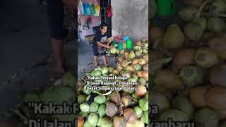 Download lagu TIPS FOR DRINKING FRESH COCONUT WATER EVERY TIME mp3