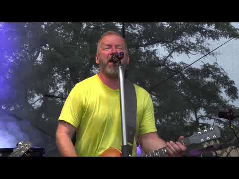 David Koller/ Kollerband - Na mě zapomeň ( Brno,Vinohrady 7.9.2019 )