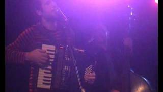 Esperantella - Maraveyas Ilegál - Pare Chroma