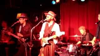 Andre Cymone "Radio" live at 3 Clubs