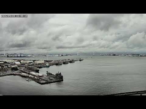 横浜ベイブリッジと大黒ふ頭