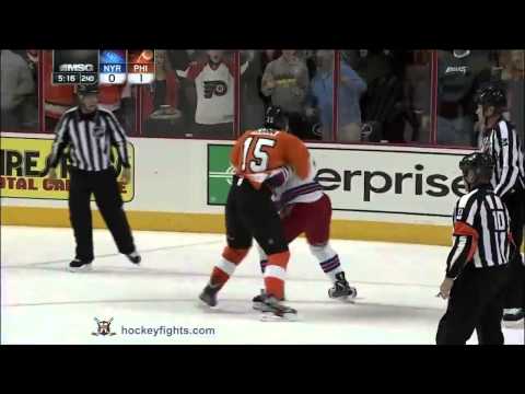 Kris Newbury vs Tye McGinn Jan 24, 2013