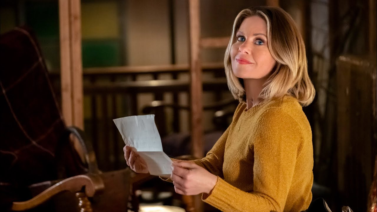 On Location with Candace Cameron Bure - Christmas Town - Hallmark Channel