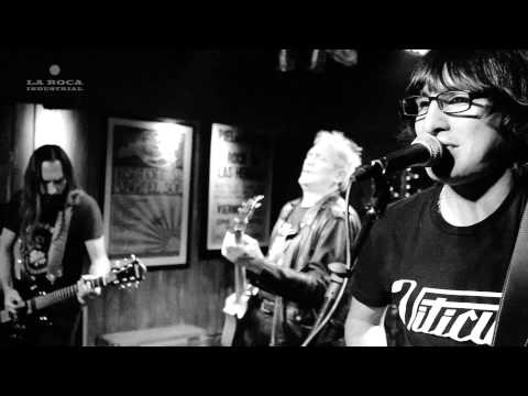 Viticus "Sucio y Desprolijo" para Red House Sessions.