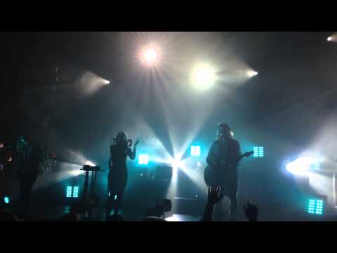 Close Your Eyes And Count To Ten - Grouplove