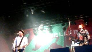 LEVELLERS @ LEUVEN -06-07-12- COME ON