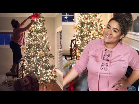 CHRISTMAS 2018 | VLOG PUTTING UP MY 9FT TREE