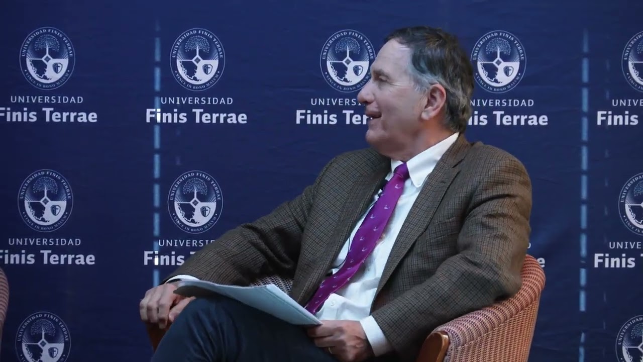 Cátedra Ampuero: “Reflexiones y lecciones del 18-O” con Gonzalo Blumel y Sergio Muñoz