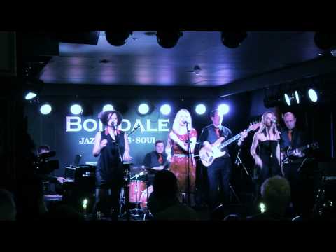 Boisdale-Lizzie-Deane-MASTER