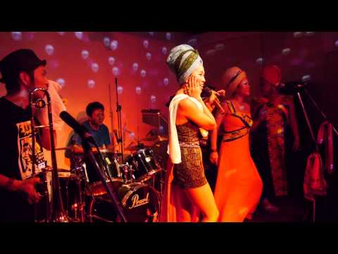 2013 BEATROOM "BAGDAD CAFE the trench town"