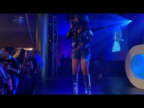 Sharon Doorson - Uptown Funk (03-11-2018) (Love For All Festival Dizz Harmony) (Friesland)