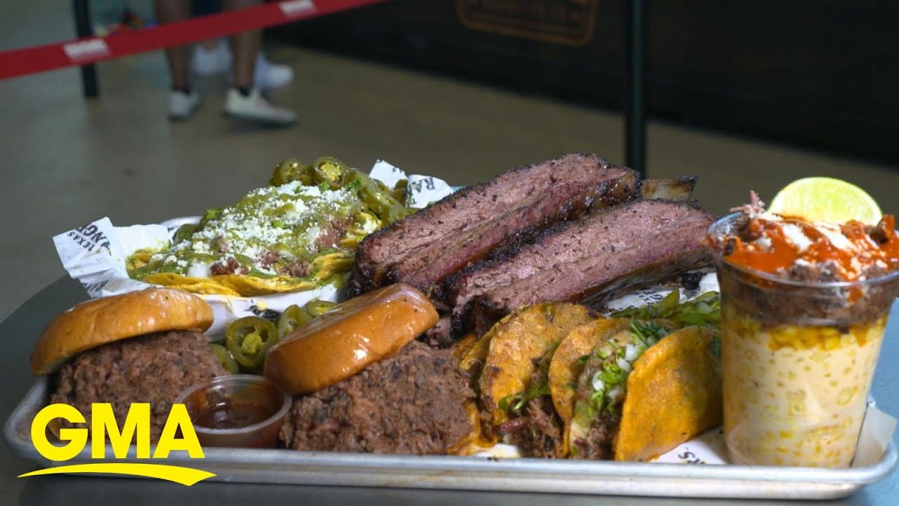 The best ballpark snacks at Globe Life Field in Arlington l GMA