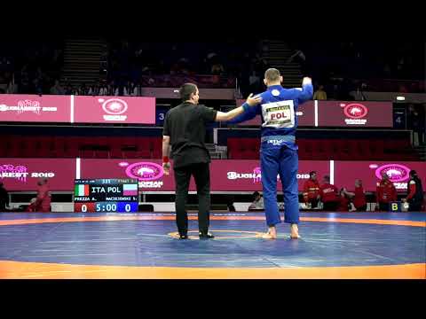 BRONZE Men's GP Gi - +100 kg: A. FREZZA (ITA) v. S. MACIEJEWSKI (POL)