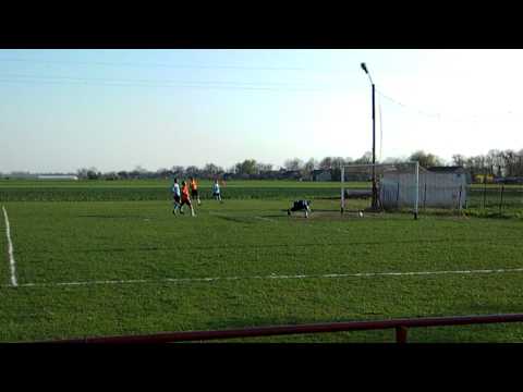 22.04.11, GKS Bedlno - Włókniarz 2:3