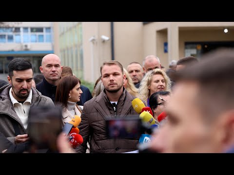 Đajić sa KRIMINALCEM snimljen sa 1KG KOKAINA u prostorijama UKC❗️Stanivuković ispred SUP-a