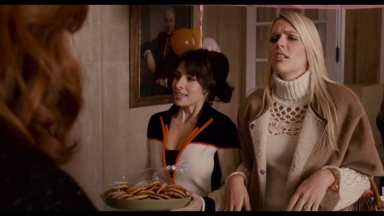 Miniature de la vidéo MAIS COMMENT FONT LES FEMMES ? - Vidéo Bande-Annonce VF HD du film Mais comment font les femmes ?