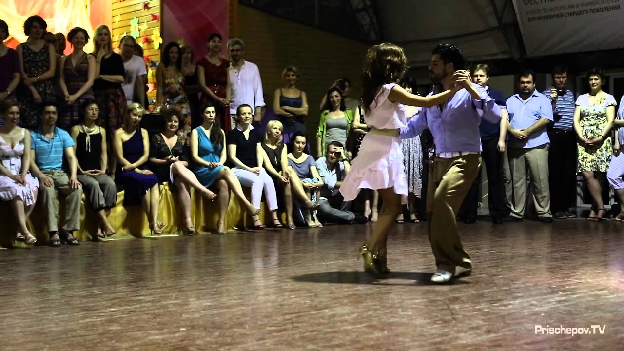 Rodrigo Fonti & Yamila Ivonne, 4-2, Reliquias portenas, Francisco Canaro