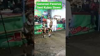 Download lagu Generasi Penerus Menjaga Kesenian Kubro Siswo Sejak Era Penjajahan Sebelum Kemerdekaan mp3 Download lagu Generasi Penerus Menjaga Kesenian Kubro Siswo Sejak Era Penjajahan Sebelum Kemerdekaan mp3