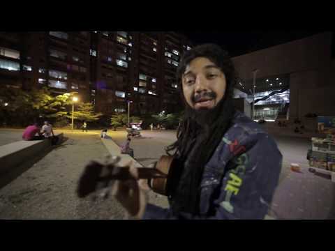 Rastacuando salió  a tirar lírica en un famoso parque de Medellín | Lokillo