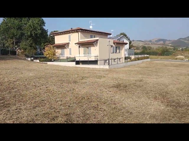 COD 2329 VENDITA TERRENO EDIFICABILE CON PROGETTO