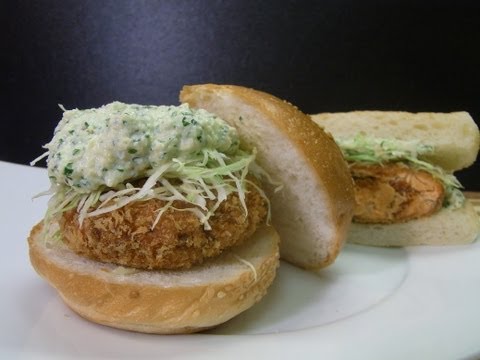 【HD】How to make Salmon katsu burger サーモンカツバーガー
