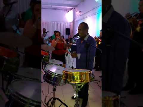 Jersey Isenia i su Jeo 297