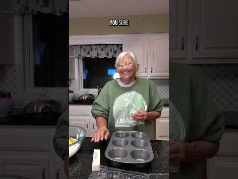 Late night chaos baking at its finest: my mom, me, Matt’s birthday, and somehow we decided pineapple