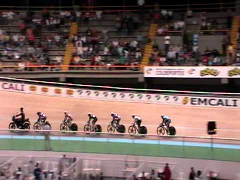 101218   WC Cali   Keirin F   Finale 1 à 6   Pendleton Clair Cueff