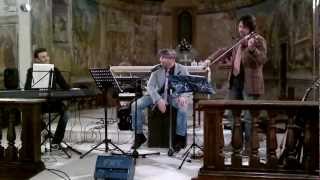Volta la carta performed by Crazy Acoustic Trio:Fabrizio De Melis, Nico Drammissino, Diego Colaiuda
