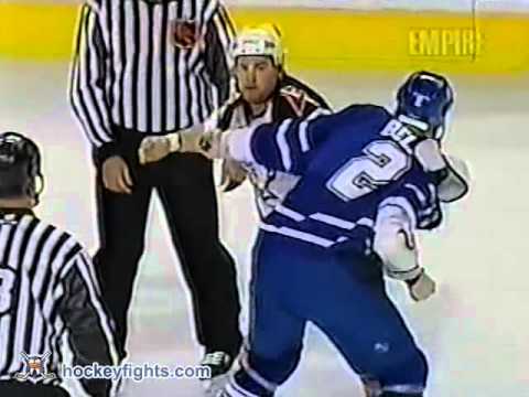 Wade Belak vs Eric Boulton