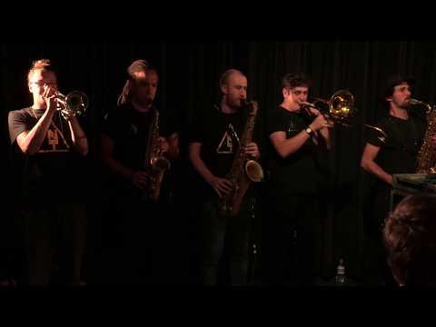 Nubiyan Twist - Shake Me Down (live for SoulandJazz.com and Sennheiser UK)