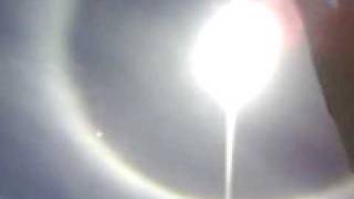 cercle bizarre autour du soleil de l&#39;ile de la Réunion