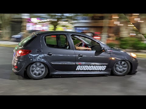 ESCUCHANDO DE NOCHE TITUBEO - @L-GANTE_KLK  X HOMER EL MERO MERO @MDBCrew  EN UN AUTO RE PICANTE