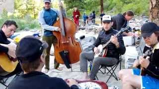 The Infamous Stringdusters Live From Camp Wilson Creek- Hobo Song.