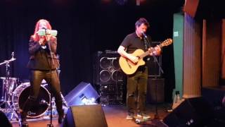 Salad Undressed - Granite Statue (live at the Water Rats)