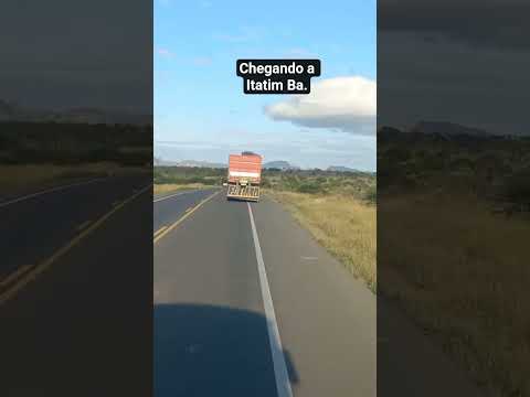 Belíssima paisagem, chegando a Itatim Ba.#cometa #lugaresporondeandei #flechaazul #scania #113 #cma