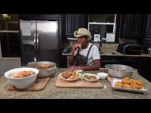 This Old Fashioned Chicken Cacciatore was Once in Every Italian Restaurant