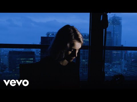 
    Swimming Girls - Pray In Silence (Live)
  